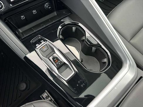 New 2025 Audi Q5 Premium Plus image 35