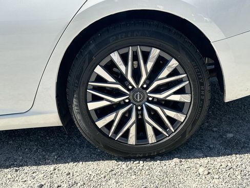 Used 2023 Nissan Altima 2.5 SV image 20