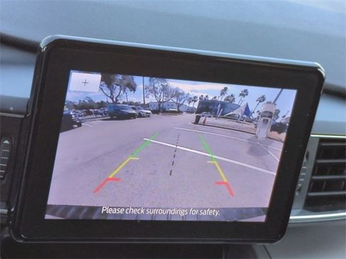 Certified 2022 Ford Explorer XLT w/ Equipment Group 202A image 20