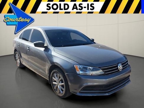 Used 2015 Volkswagen Jetta SE FWD image 1