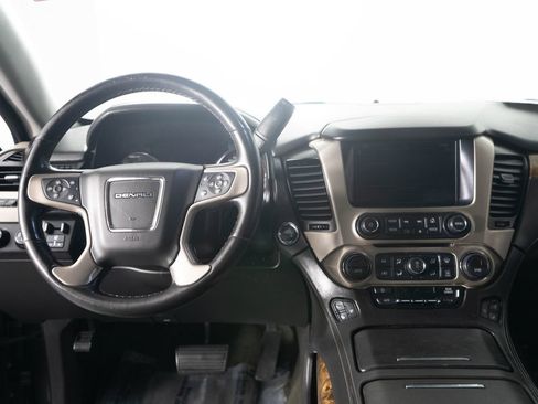 Used 2016 GMC Yukon Denali w/ Open Road Package AWD/4WD image 15