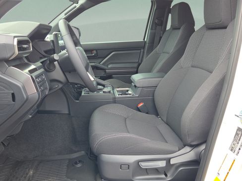 Certified 2026 Toyota 4Runner SR5 RWD image 10