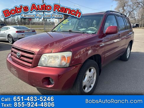 Used 2004 Toyota Highlander 4WD V6 w/ 3rd Row image 1