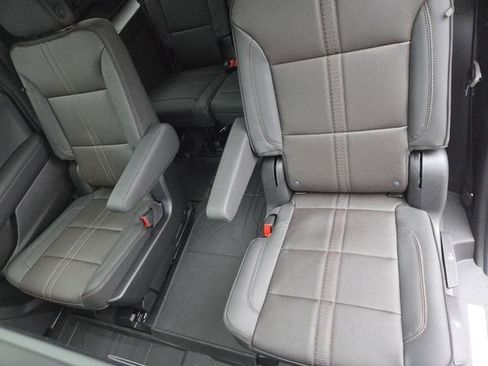 New 2026 Chevrolet Suburban High Country image 35