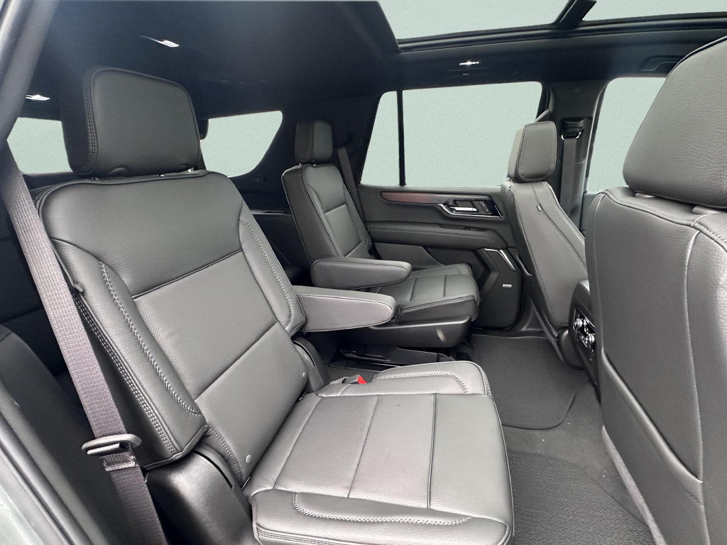 New 2026 GMC Yukon Denali w/ Sun & Power Step Package AWD/4WD image 19