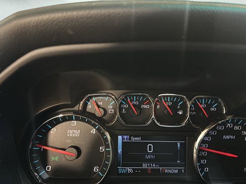 Used 2015 Chevrolet Silverado 2500 LTZ AWD/4WD image 36