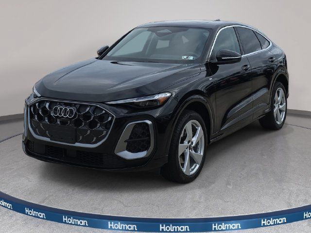 Used 2025 Audi Q5 Premium Plus w/ Premium Plus AWD/4WD image 1