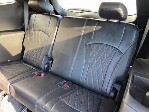 Used 2023 Buick Enclave Avenir w/ Avenir Technology Package image 14