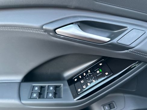 New 2025 Audi Q6 e-tron Premium Plus image 12