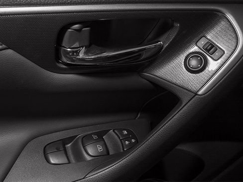 Used 2013 Nissan Altima 3.5 SL w/ Technology Pkg FWD image 22