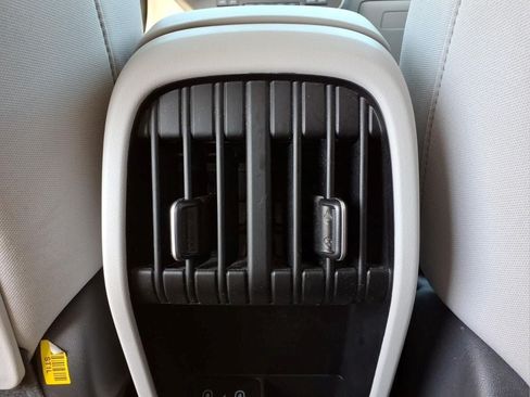 Used 2026 Hyundai Kona SEL Sport FWD image 32