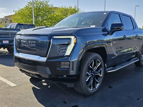 New 2025 GMC Sierra EV Denali image 10