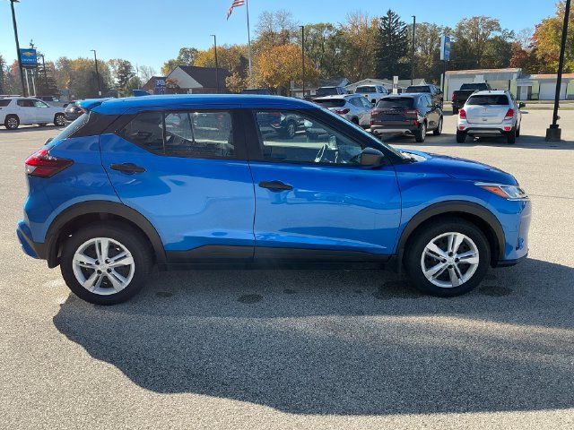 Used 2024 Nissan Kicks S w/ Interior Electronics Package FWD image 17
