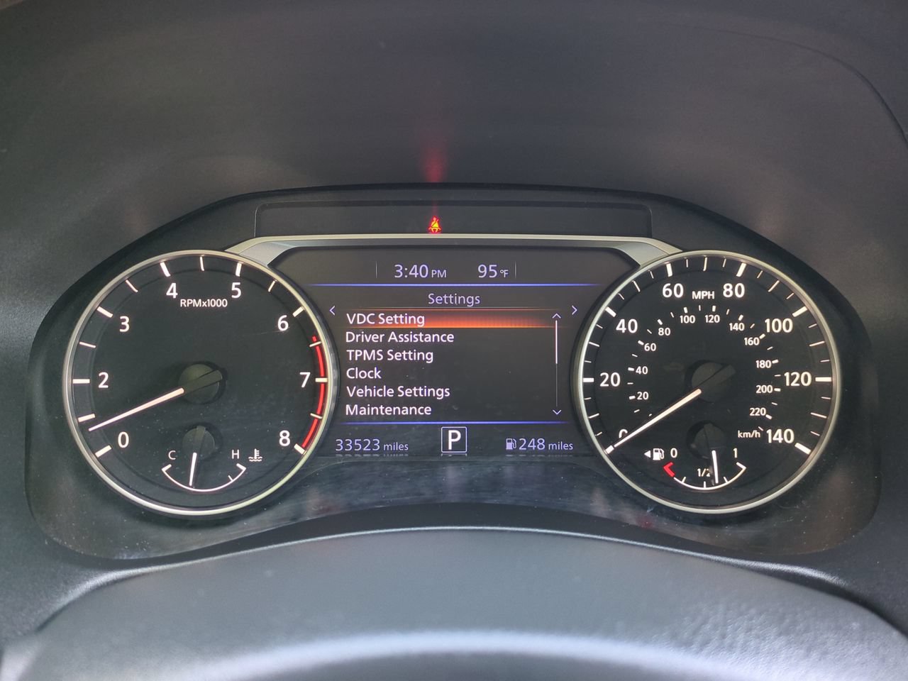 Used 2025 Nissan Altima 2.5 SV FWD image 24