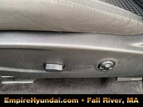 Used 2018 Dodge Challenger SXT image 18