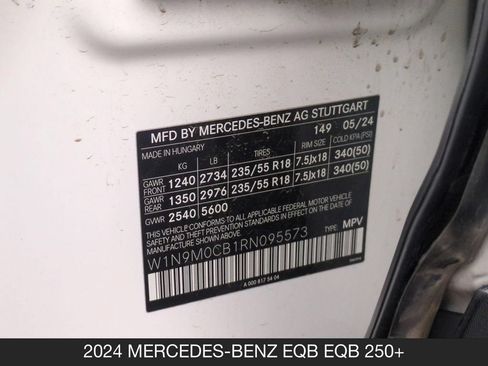 Used 2024 Mercedes-Benz EQB 250+ image 26