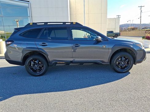 Used 2023 Subaru Outback Wilderness image 12