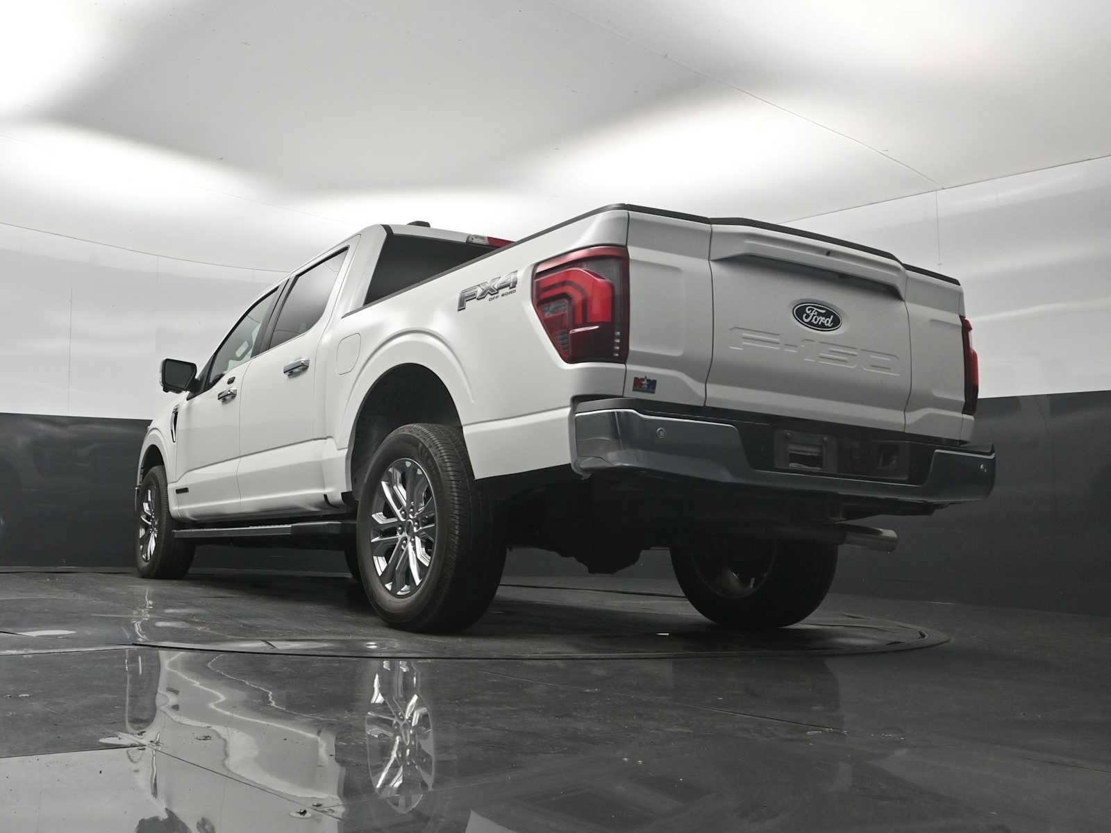 Certified 2025 Ford F150 Lariat w/ Equipment Group 501A Mid AWD/4WD image 22