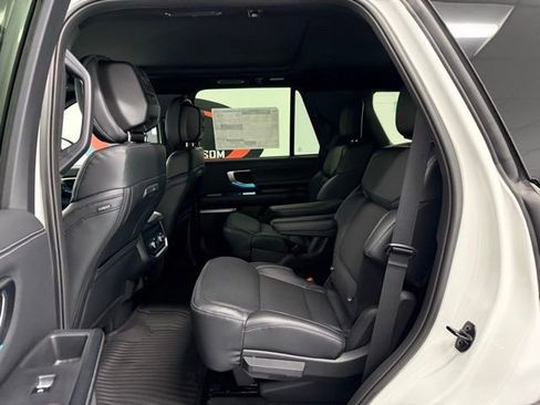 New 2026 Ford Expedition Platinum w/ Stealth Appearance Package image 17