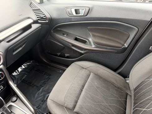 Used 2019 Ford EcoSport SE image 28
