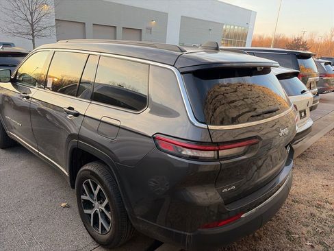 Used 2024 Jeep Grand Cherokee L Limited w/ Luxury Tech Group II image 4