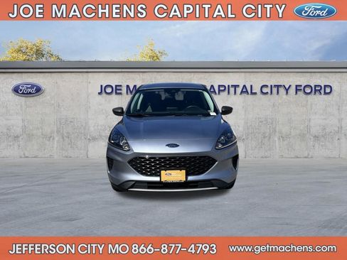 Certified 2022 Ford Escape SE image 8