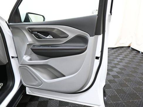 Used 2021 GMC Terrain SLT w/ LPO, Floor Liner Package image 26