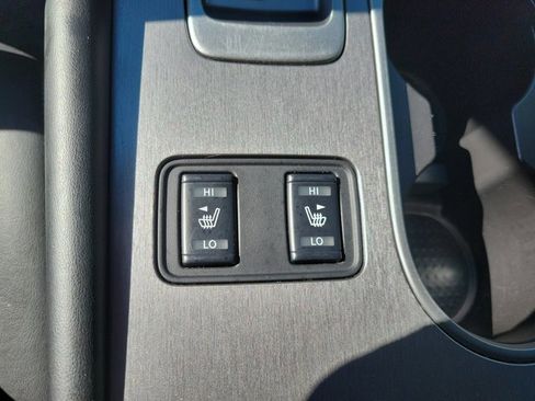 Used 2022 Nissan Murano SV image 31