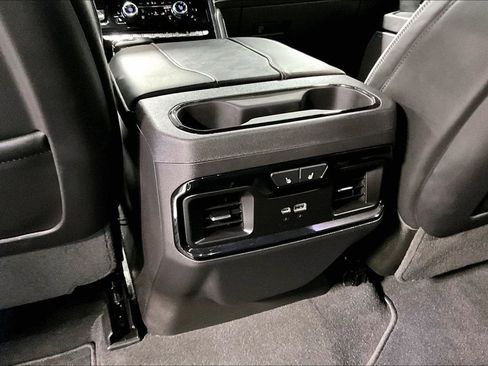 Used 2024 GMC Sierra 1500 AT4X image 31