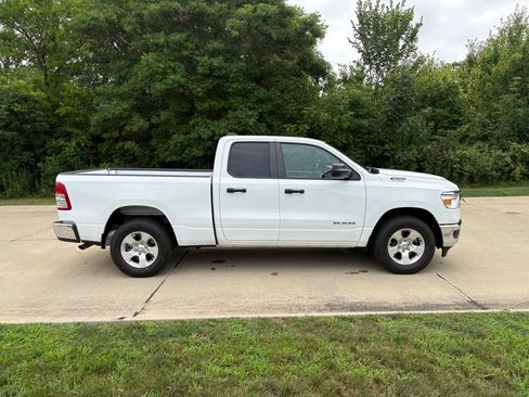 Used 2023 RAM 1500 Big Horn AWD/4WD image 10