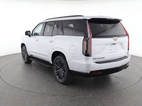 Used 2025 Cadillac Escalade Sport w/ LPO, ONYX Package AWD/4WD image 4