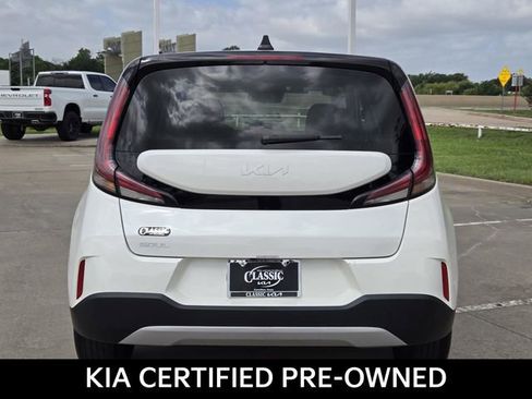 Certified 2024 Kia Soul LX FWD image 5