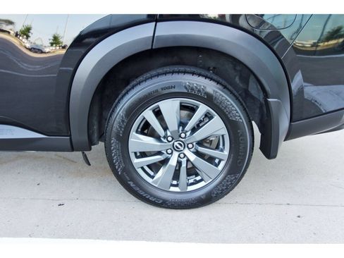 Used 2024 Nissan Pathfinder S w/ Cargo Package FWD image 30