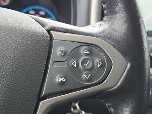 Used 2022 Chevrolet Colorado Z71 w/ Safety Package image 20