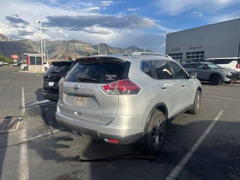Used 2016 Nissan Rogue SL w/ SL Premium Package AWD/4WD image 7