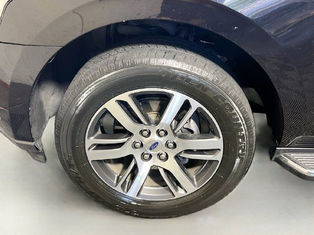 Used 2023 Ford Expedition Limited AWD/4WD image 13