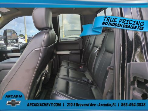 Used 2021 Ford F250 Lariat w/ Lariat Value Package AWD/4WD image 14