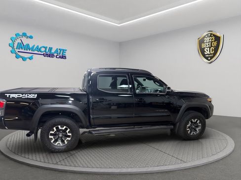 Used 2023 Toyota Tacoma TRD Off-Road w/ TRD Premium Off Road Package AWD/4WD image 6