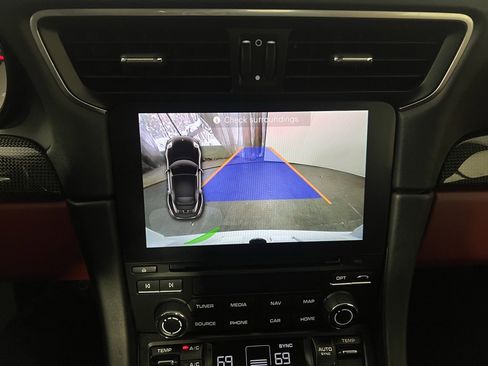 Certified 2017 Porsche 911 Turbo S image 32