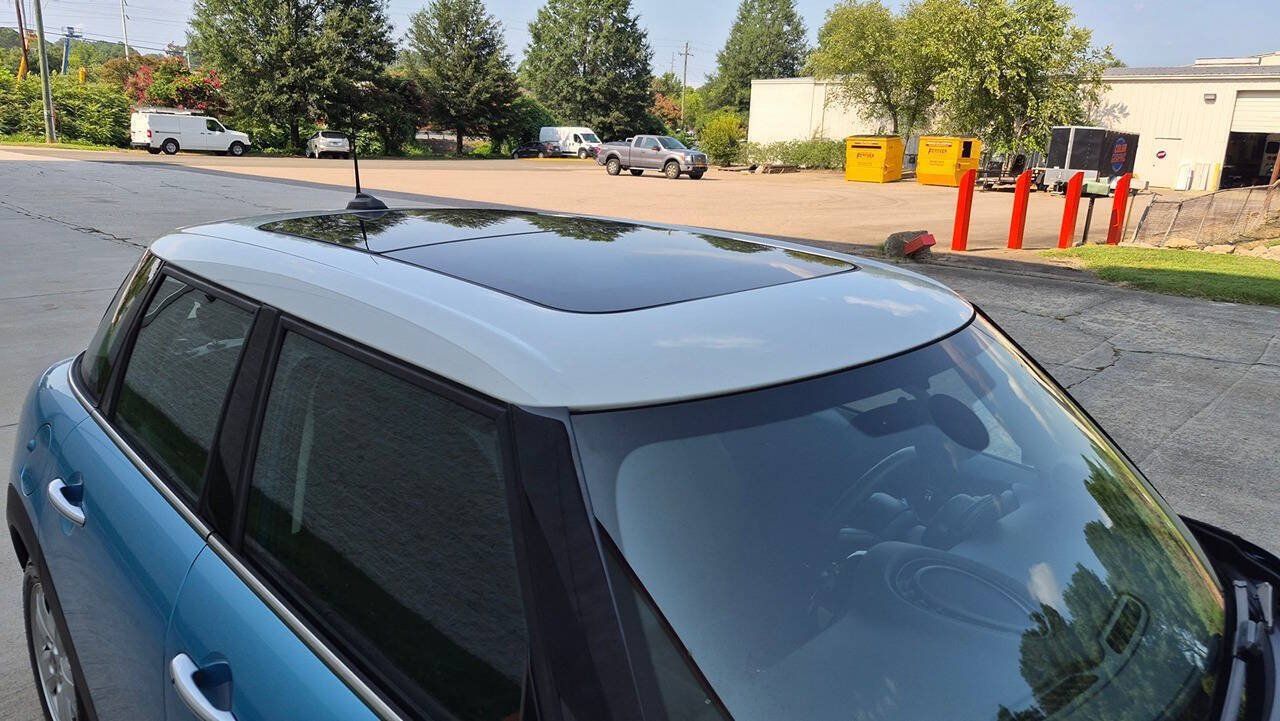 Used 2015 MINI Cooper 4-Door Hardtop FWD image 19