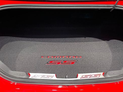 Used 2015 Chevrolet Camaro SS w/ Commemorative Special Edition RWD image 16