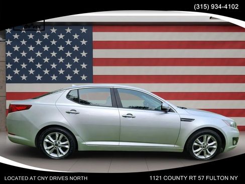 Used 2011 Kia Optima EX FWD image 4