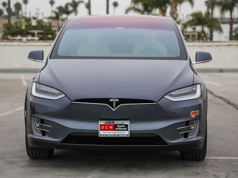 Used 2020 Tesla Model X Long Range AWD/4WD image 3