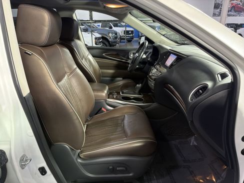 Used 2019 INFINITI QX60 Luxe w/ Sensory Package FWD image 25
