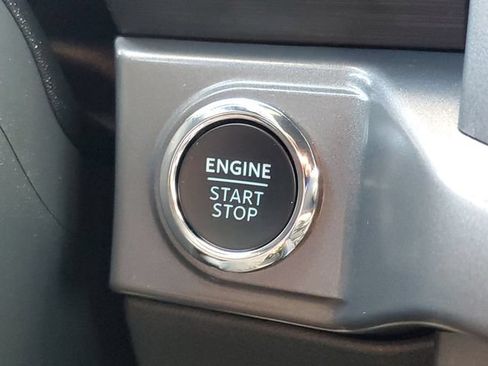 Certified 2025 Ford F150 XLT w/ Equipment Group 302A MID AWD/4WD image 20
