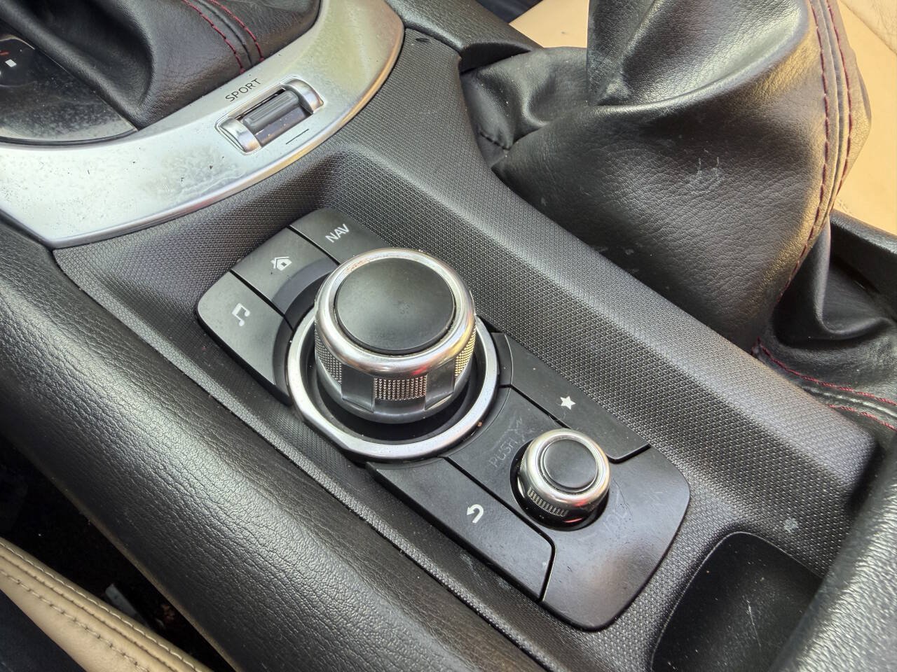 Used 2016 MAZDA MX-5 Miata Grand Touring RWD image 15