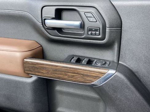 Used 2023 Chevrolet Silverado 3500 High Country image 20