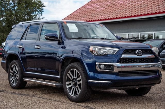 Used 2017 Toyota 4Runner Limited AWD/4WD image 3