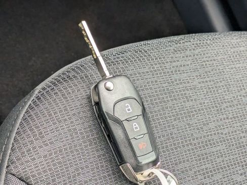 New 2026 Ford Maverick XL image 27