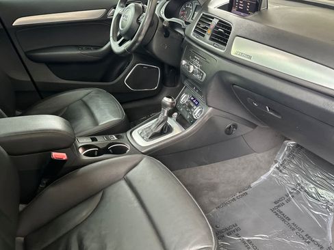 Used 2015 Audi Q3 2.0T Prestige w/ Prestige Package AWD/4WD image 17
